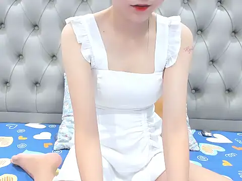 Snapshot of _ly__ chatting on September 29, 2025, 2:55 pm  ly   online show from September 29, 2025, 2:55 pm