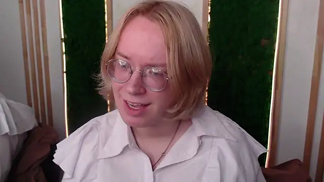 Amanda Butlerr online show from June 18, 2026, 12:10 pm