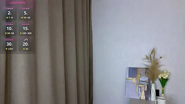 Snapshot of SuzanneHowse chatting on March 30, 2026, 4:30 pm SuzanneHowse online show from March 30, 2026, 4:30 pm