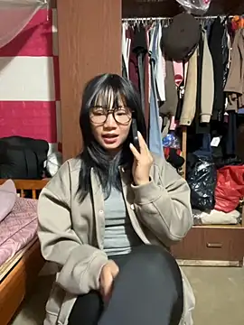 Snapshot of AAANINE22 chatting on October 29, 2025, 6:12 am AAANINE22 online show from October 29, 2025, 6:12 am