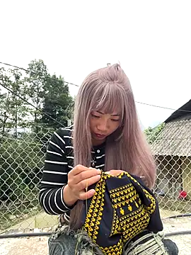 Snapshot of AAANINE22 chatting on September 18, 2025, 12:57 am AAANINE22 online show from September 18, 2025, 12:57 am