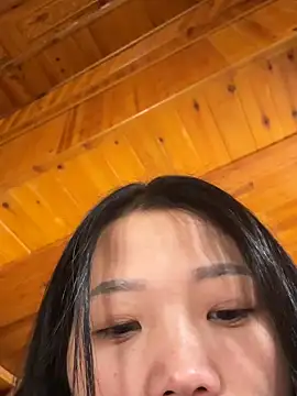 Snapshot of thaoyeuuu chatting on October 11, 2025, 1:39 am thaoyeuuu online show from October 11, 2025, 1:39 am