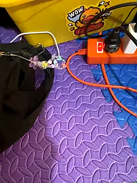 Snapshot of thaoyeuuu chatting on October 17, 2025, 1:24 pm thaoyeuuu online show from October 17, 2025, 1:24 pm