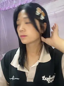 Snapshot of thaoyeuuu chatting on September 23, 2025, 7:15 am thaoyeuuu online show from September 23, 2025, 7:15 am