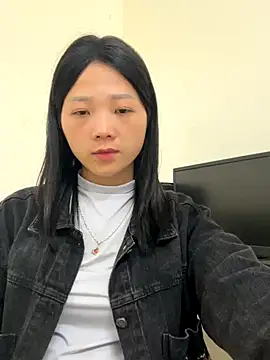 Snapshot of thaoyeuuu chatting on October 16, 2025, 2:31 am thaoyeuuu online show from October 16, 2025, 2:31 am