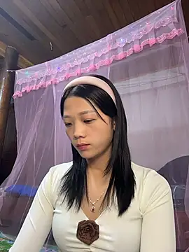 Snapshot of thaoyeuuu chatting on October 26, 2025, 8:59 am thaoyeuuu online show from October 26, 2025, 8:59 am