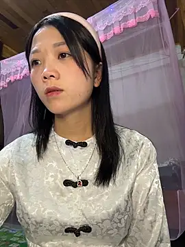 Snapshot of thaoyeuuu chatting on October 25, 2025, 3:06 am thaoyeuuu online show from October 25, 2025, 3:06 am