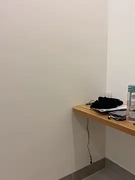 bunny b4nny online show from October 22, 2025, 3:33 pm