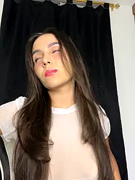 Scarlett05 online show from November 12, 2025, 1:10 am