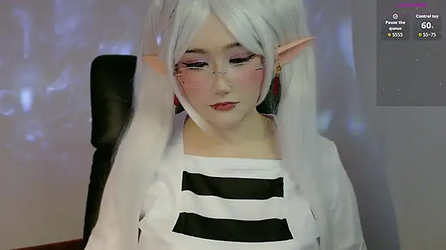 Snapshot of Livelle69 chatting on November 1, 2025, 4:08 am Livelle69 online show from November 1, 2025, 4:08 am