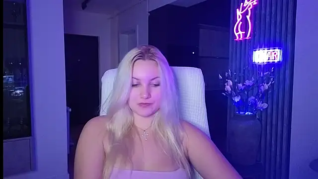 Snapshot of adrelaxina chatting on October 21, 2025, 11:04 pm adrelaxina online show from October 21, 2025, 11:04 pm