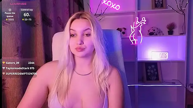 Snapshot of adrelaxina chatting on February 9, 2026, 10:52 pm adrelaxina online show from February 9, 2026, 10:52 pm