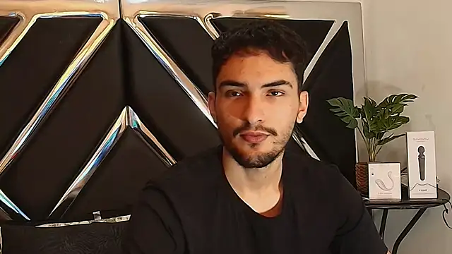 AlekRuizx online show from September 30, 2025, 4:51 am