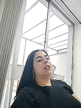 Snapshot of Nahomi_04 chatting on October 7, 2025, 9:49 pm Nahomi 04 online show from October 7, 2025, 9:49 pm