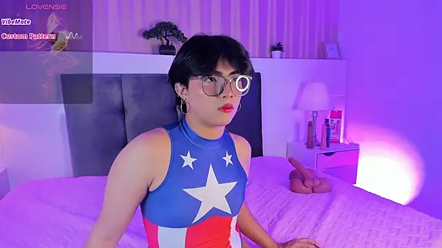 Snapshot of Creamy_Angelo chatting on October 29, 2025, 8:52 pm Creamy Angelo online show from October 29, 2025, 8:52 pm