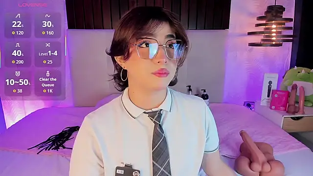 Creamy Angelo online show from March 12, 2026, 4:29 am