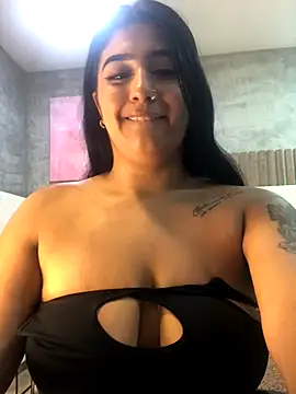 Miia Parker online show from November 27, 2025, 1:33 pm