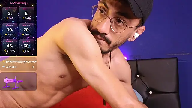 Snapshot of Theo_0101 chatting on September 30, 2025, 12:49 am Theo 0101 online show from September 30, 2025, 12:49 am