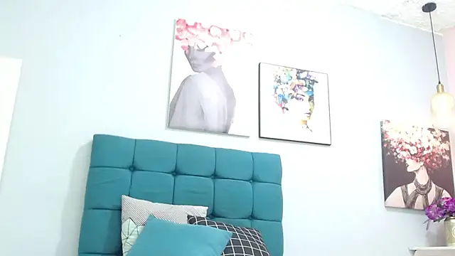 Dianita bitch online show from September 18, 2025, 11:46 am