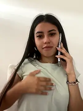 Snapshot of Victoria_alson chatting on October 7, 2025, 1:34 pm Victoria alson online show from October 7, 2025, 1:34 pm