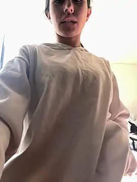 Victoria alson online show from December 15, 2025, 1:39 pm