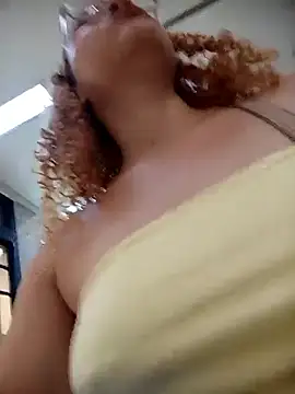 Snapshot of SirenRouge_69 chatting on October 10, 2025, 8:42 pm SirenRouge 69 online show from October 10, 2025, 8:42 pm