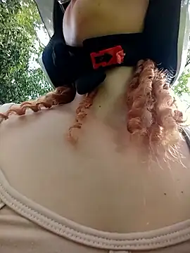 Snapshot of SirenRouge_69 chatting on October 13, 2025, 8:32 pm SirenRouge 69 online show from October 13, 2025, 8:32 pm