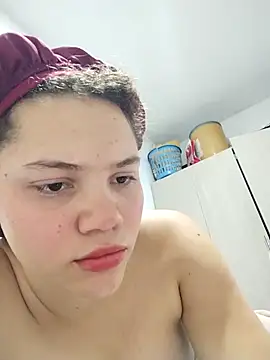 Snapshot of SirenRouge_69 chatting on February 21, 2026, 9:06 pm SirenRouge 69 online show from February 21, 2026, 9:06 pm