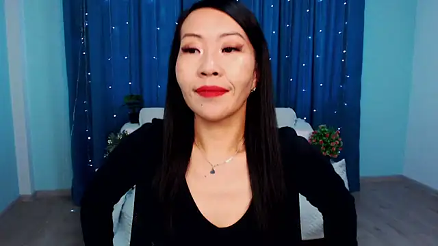 LiaPak online show from October 22, 2025, 1:05 am