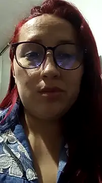 fieryluciana online show from October 20, 2025, 6:26 am