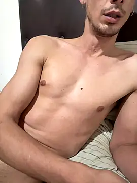 Snapshot of Chacal43 chatting on October 22, 2025, 11:31 am Chacal43 online show from October 22, 2025, 11:31 am