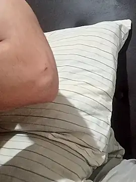 Snapshot of Chacal43 chatting on November 4, 2025, 12:53 pm Chacal43 online show from November 4, 2025, 12:53 pm