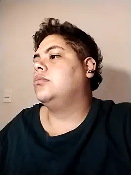 Snapshot of Hailey_Curvy chatting on October 26, 2025, 6:52 pm Hailey Curvy online show from October 26, 2025, 6:52 pm