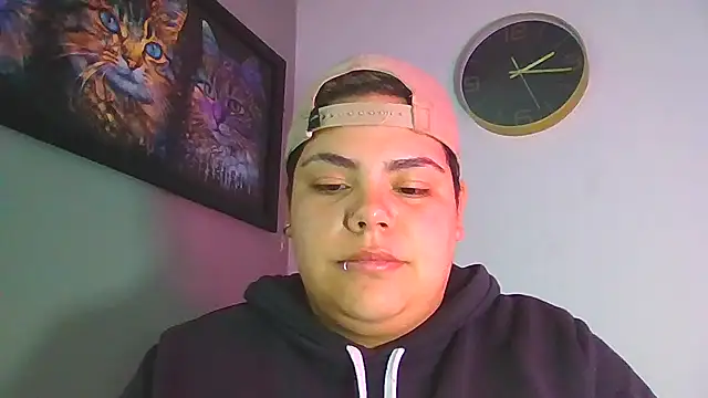 Snapshot of Hailey_Curvy chatting on October 7, 2025, 11:11 am Hailey Curvy online show from October 7, 2025, 11:11 am