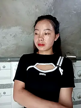 Snapshot of milo123-xx chatting on September 15, 2025, 3:29 am milo123-xx online show from September 15, 2025, 3:29 am