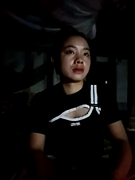 Snapshot of milo123-xx chatting on September 12, 2025, 12:05 pm milo123-xx online show from September 12, 2025, 12:05 pm