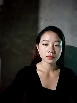 Snapshot of milo123-xx chatting on October 7, 2025, 4:24 am milo123-xx online show from October 7, 2025, 4:24 am