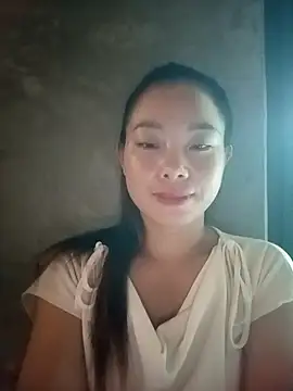 Snapshot of milo123-xx chatting on September 27, 2025, 4:18 am milo123-xx online show from September 27, 2025, 4:18 am