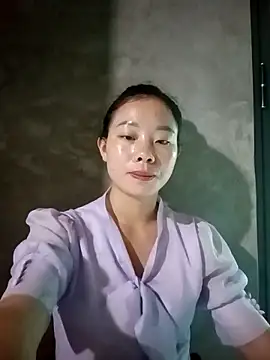 Snapshot of milo123-xx chatting on October 8, 2025, 4:36 am milo123-xx online show from October 8, 2025, 4:36 am