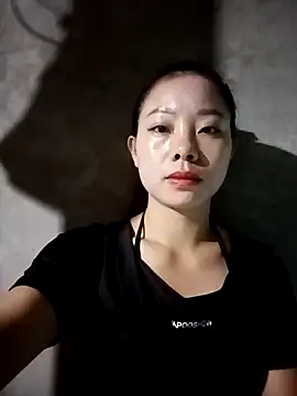 Snapshot of milo123-xx chatting on October 11, 2025, 12:22 am milo123-xx online show from October 11, 2025, 12:22 am