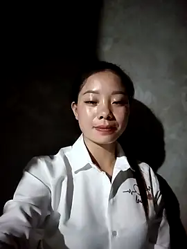 Snapshot of milo123-xx chatting on October 16, 2025, 12:13 pm milo123-xx online show from October 16, 2025, 12:13 pm