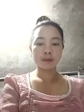 Snapshot of milo123-xx chatting on September 13, 2025, 1:33 pm milo123-xx online show from September 13, 2025, 1:33 pm