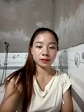 Snapshot of milo123-xx chatting on October 4, 2025, 3:46 pm milo123-xx online show from October 4, 2025, 3:46 pm