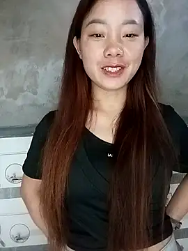 Snapshot of milo123-xx chatting on October 3, 2025, 12:47 am milo123-xx online show from October 3, 2025, 12:47 am