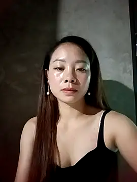 Snapshot of milo123-xx chatting on October 19, 2025, 1:30 am milo123-xx online show from October 19, 2025, 1:30 am