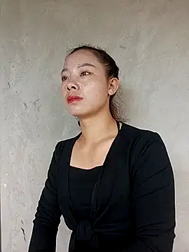 Snapshot of milo123-xx chatting on October 2, 2025, 12:36 am milo123-xx online show from October 2, 2025, 12:36 am