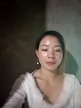 Snapshot of milo123-xx chatting on October 21, 2025, 3:50 am milo123-xx online show from October 21, 2025, 3:50 am