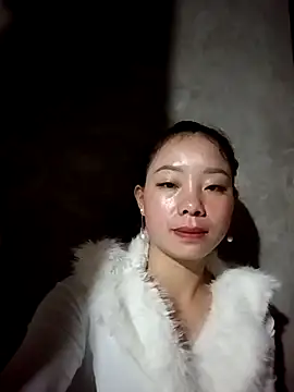 Snapshot of milo123-xx chatting on October 25, 2025, 1:05 am milo123-xx online show from October 25, 2025, 1:05 am