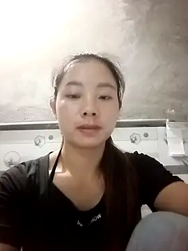 Snapshot of milo123-xx chatting on September 21, 2025, 11:37 am milo123-xx online show from September 21, 2025, 11:37 am