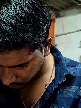 Snapshot of Markroco696 chatting on October 13, 2025, 2:46 am Markroco696 online show from October 13, 2025, 2:46 am